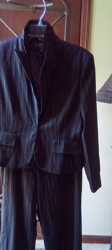 Levine Classics 2 Pc pinstripe suit  size